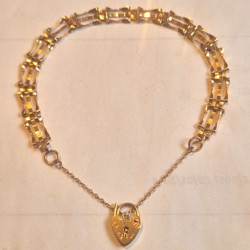 Antique vintage 9ct gold gate