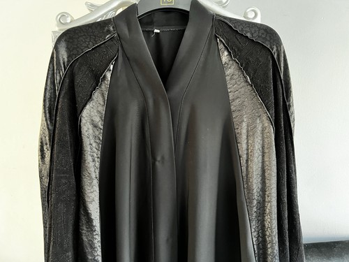 Saudi abaya farasha style plus - abaya,
