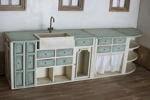 Scale dolls house - 1:12,
