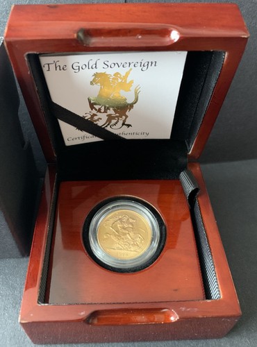 1974 gold sovereign - gold, in