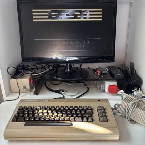 Commodore computer restored - 64,