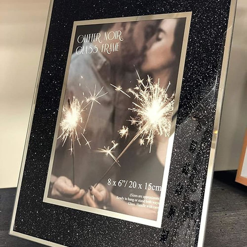 Black glitter glass photo - glass,