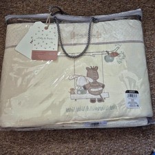 Pale yellow zeddy & parsnip