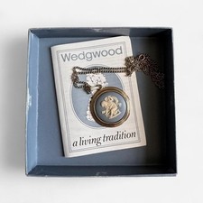 Vintage Wedgewood Jasperware Pendant W/ Box & Certificate