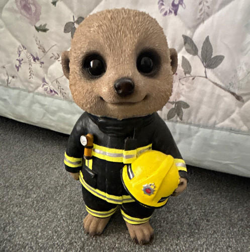 Vivid arts meerkat firefighter - vivid,