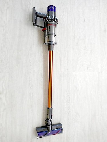 Dyson v10 absolute - v10, cordless