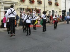 PHOTO  ARUNDEL MORRIS DANCERS OUTSIDE THE 'SWAN'