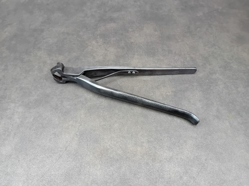 Large antique wynn timmins - &,