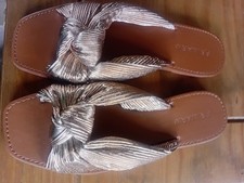 Primark Gold Flipflops Size 7 New