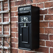 Reproduction Black Elizabeth