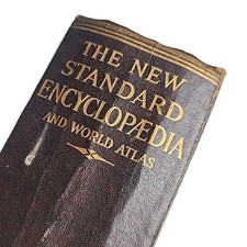 New Standard Encyclopedia & World Atlas Odhams Vintage Hardback Book
