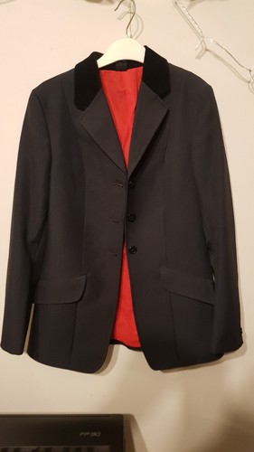 Black showing hunting jacket - black,