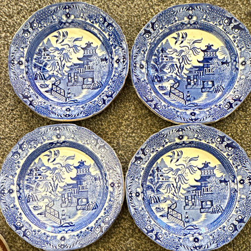 Unmarked blue white - blue, willow