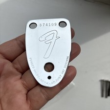 Fender Stratrocaster 1974 USA Parts -Serial neck plat  and Screws - 574109