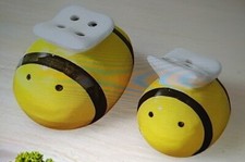 HONEY BEE Salt & Pepper