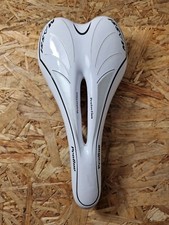Massi ProDue Saddle - White