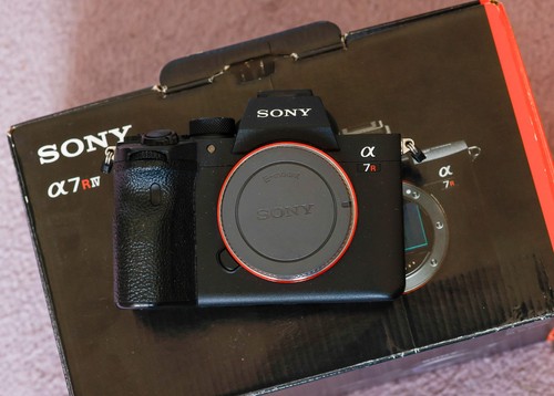 Sony α7r 0mp - iv, 61.0mp