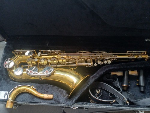 Tenor saxophone