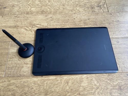 Wacom intuos pro - intuos, medium