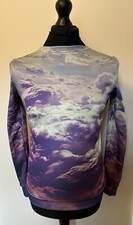 Mr Gugu Miss Go Festival Sweater Sweatshirt Graphic Tie Dye Clouds Men’s Medium