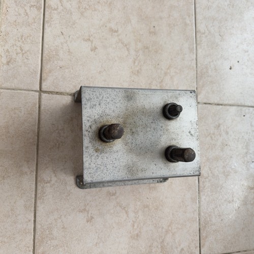 Front spare wheel - front,