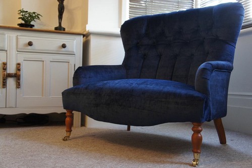 Bampton love seat - love, in