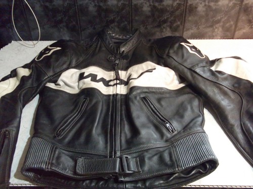 Vintage wolf leather - wolf,