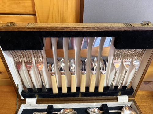 Sheffield silver cutlery set - silver,