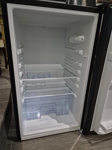 Genuine hisense fridgemaster - genuine,