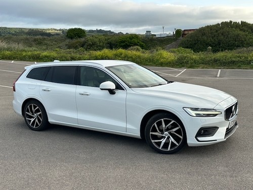 Volvo v60 mk2 momentum - d4, pro
