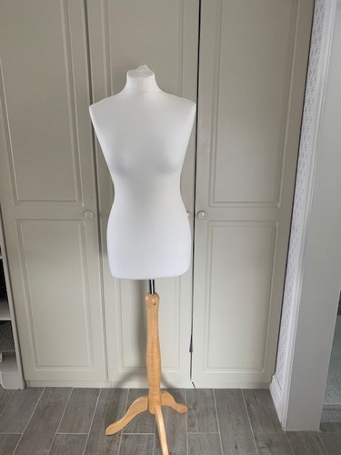 Tailors dummy bust female - tailors,
