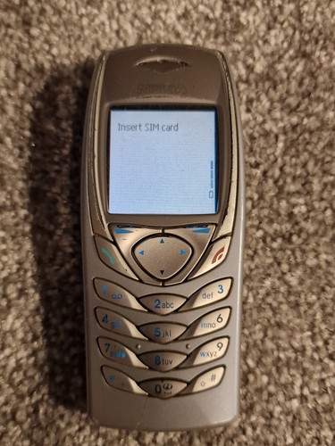 Nokia 6100 retro - nokia,