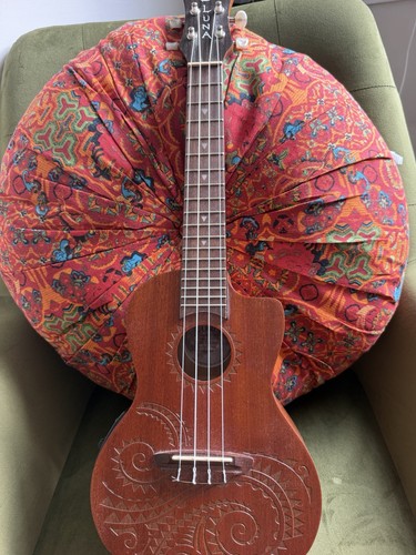 Luna ukulele - luna,
