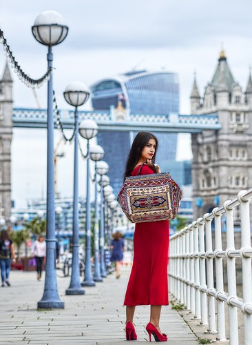Large victorian style - large, victorian-style