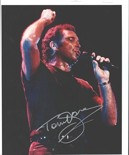 Tom jones signed photograph - jones,