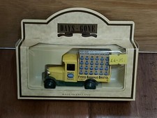 Lledo 26011 Chevrolet Delivery Van Fyffes Bananas