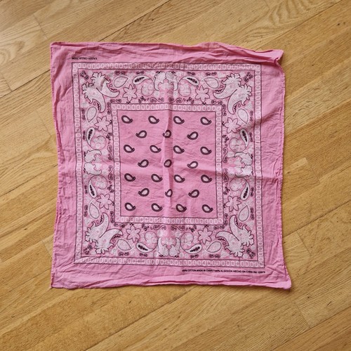 Kaiser collection pink paisley - pink,
