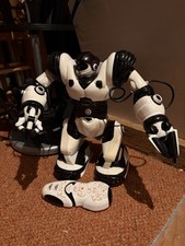 WowWee 2004 Robosapien Original 14 Inch Remote Control Robot Tested And Working