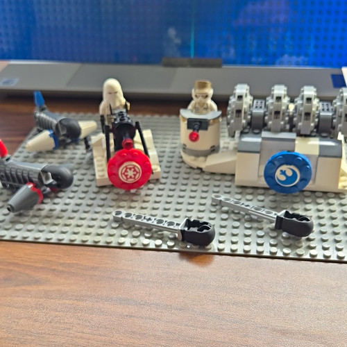 Lego star wars 75239 action - star,
