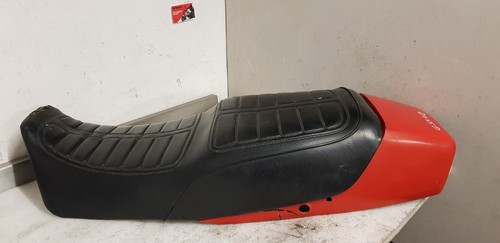 Suzuki gsx400 seat - trim,