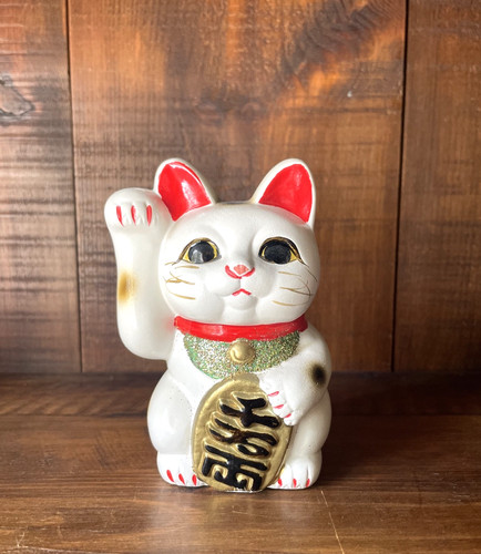 Japanese maneki neko - japanese, –