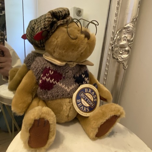 Brass button bears sherwood - brass,