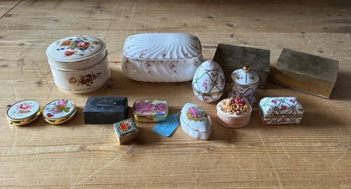 Job lot vintage trinket - job,