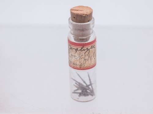 12x antique pocket watch stems - antique,