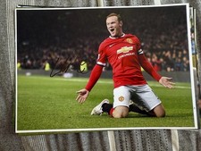 Wayne Rooney Hand Signed 12x8 Photo - Manchester United  Autograph