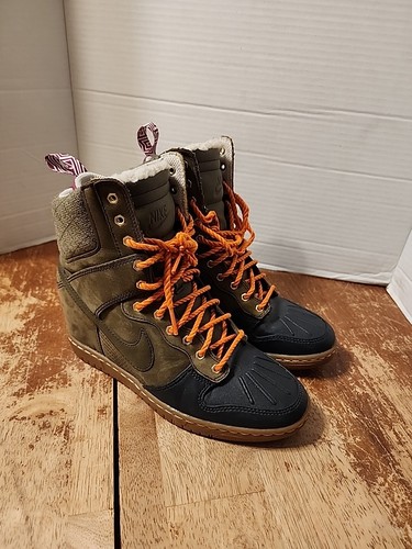 Excellent nike dunk - 9.5/10, sky