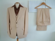 1970's 3 PIECE SUIT..42" x