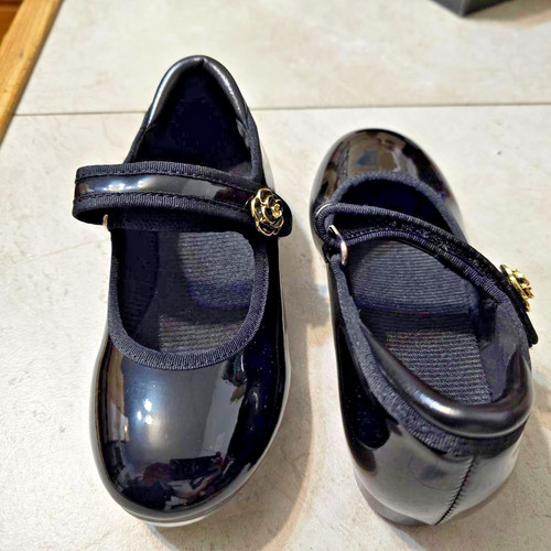 Easy strap tap shoe dance - easy,