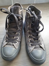 UNISEX - CHUCK TAYLOR GREY SUEDE STUDDED CONVERSE - SIZE 4.