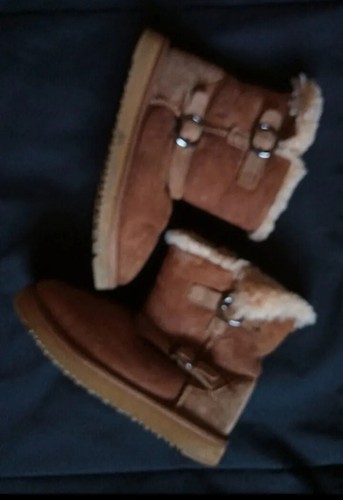 Girls boots real sheepskin - boots.,